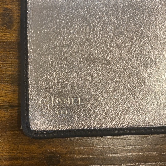 Chanel Wallet - Picture 6 of 16